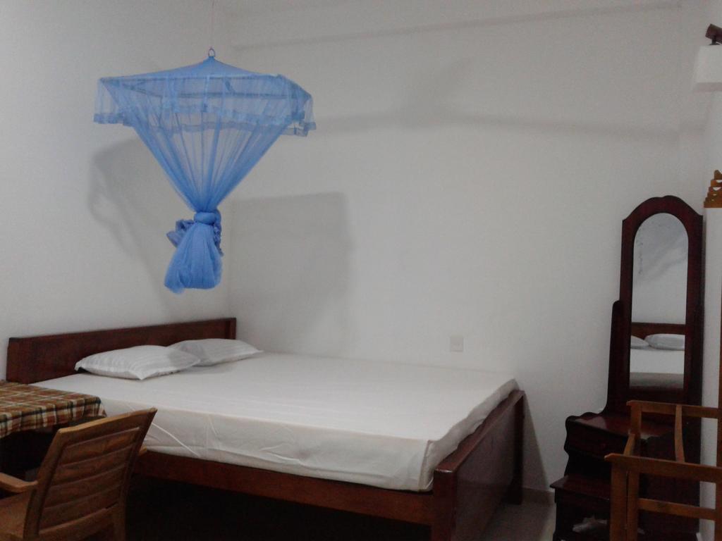 Family Guest House Mirissa Δωμάτιο φωτογραφία