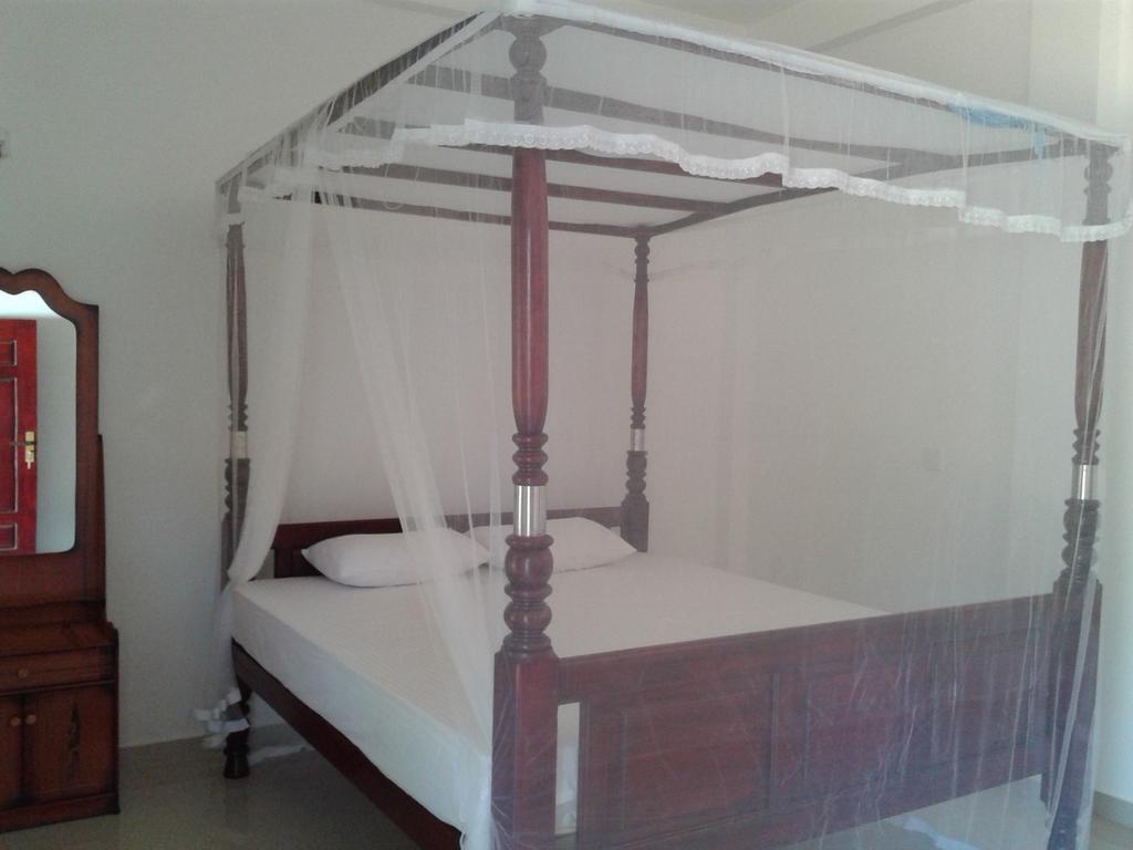 Family Guest House Mirissa Δωμάτιο φωτογραφία